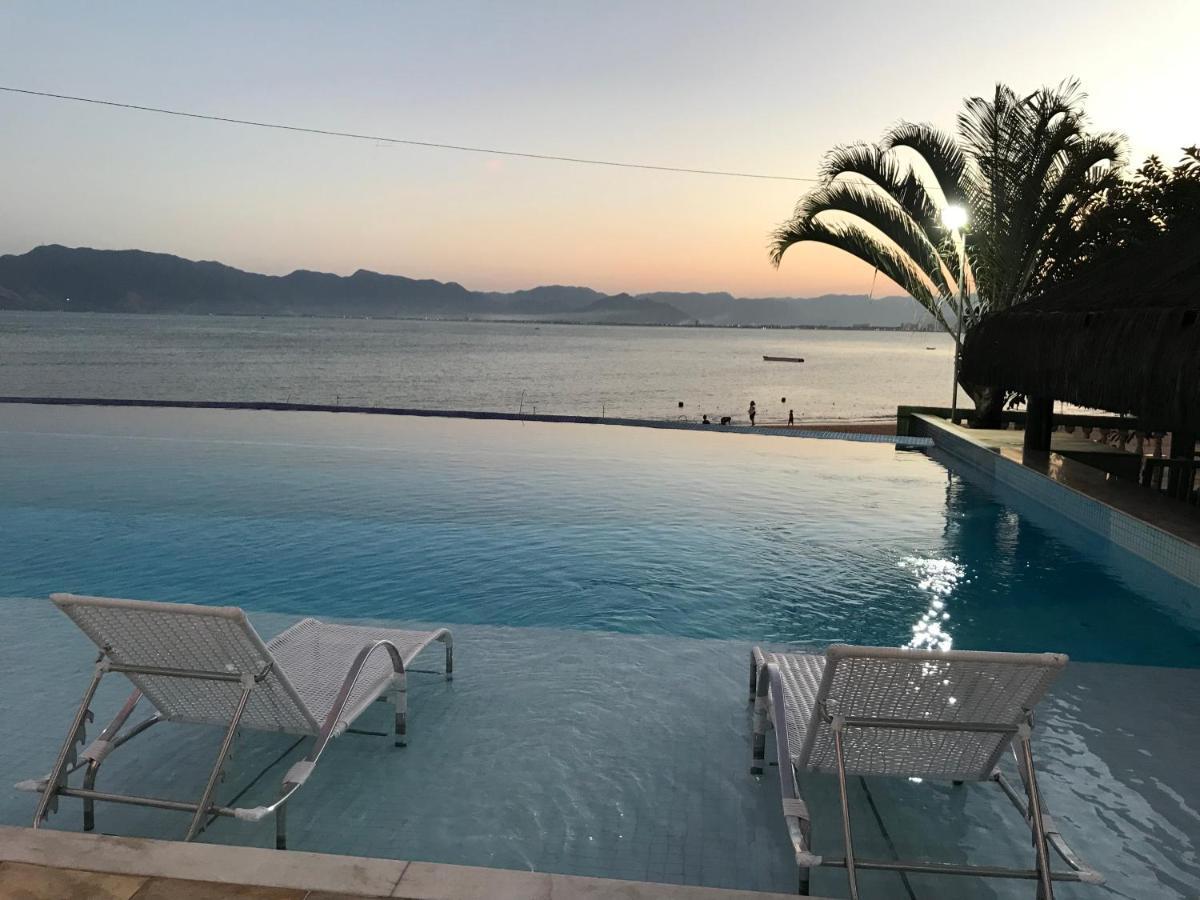 Apartamento Pe Na Areia Frente Para O Mar E Piscina Na Prainha Карагуататуба Екстериор снимка