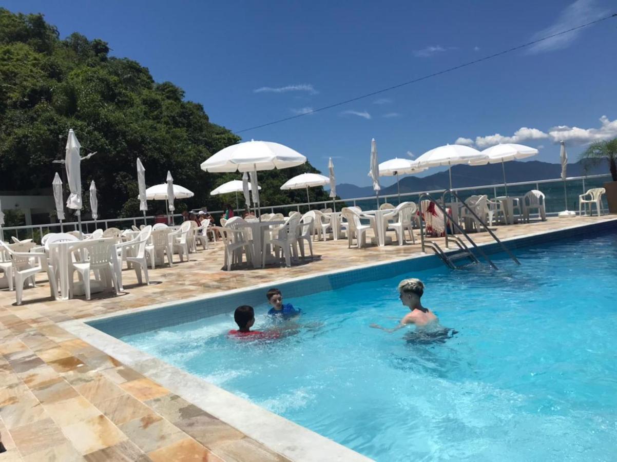 Apartamento Pe Na Areia Frente Para O Mar E Piscina Na Prainha Карагуататуба Екстериор снимка